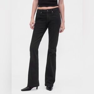 GAP Low Rise Long & Lean Jeans Size 25